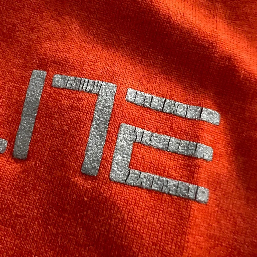 Nike Illinois Basketball Shirt Mens XL Orange Dri-FIT Long Sleeve *FLAWS*